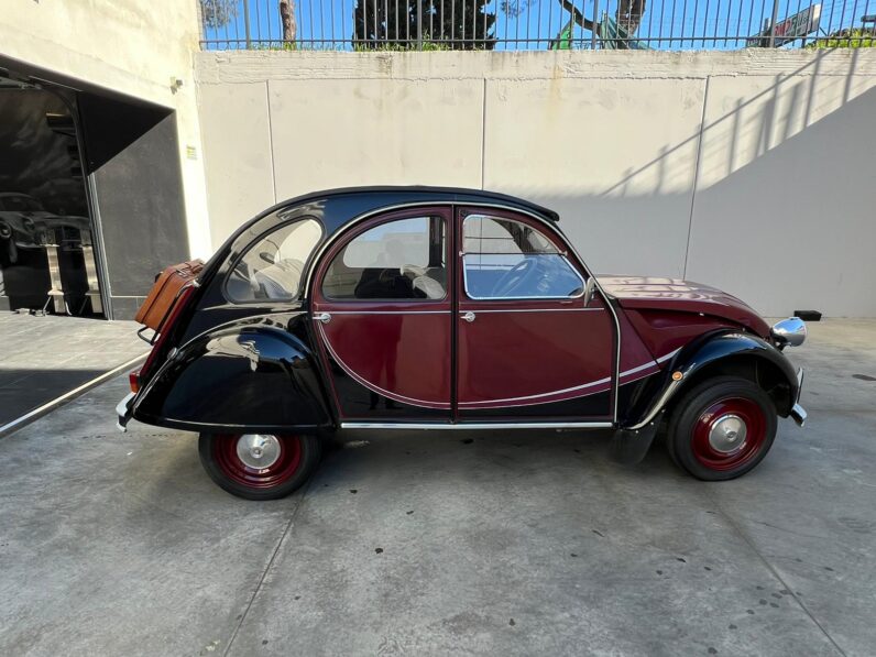 
								Citroën 2 CV6 Charleston (1996) full									