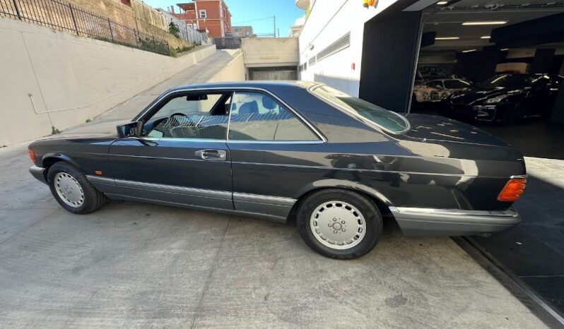 
								Mercedes-Benz 560 Sec del 1990 full									