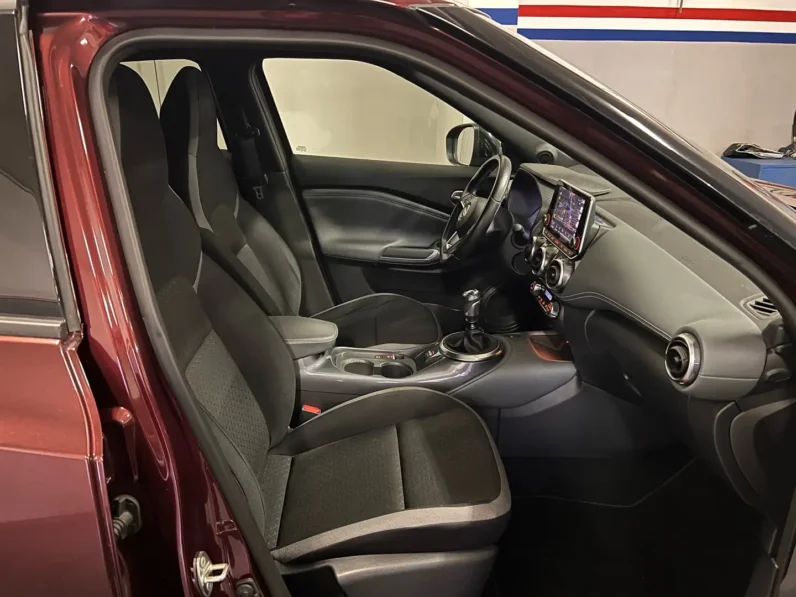 
								Nissan Juke 1.0 dig-t N-Connecta 114cv full									